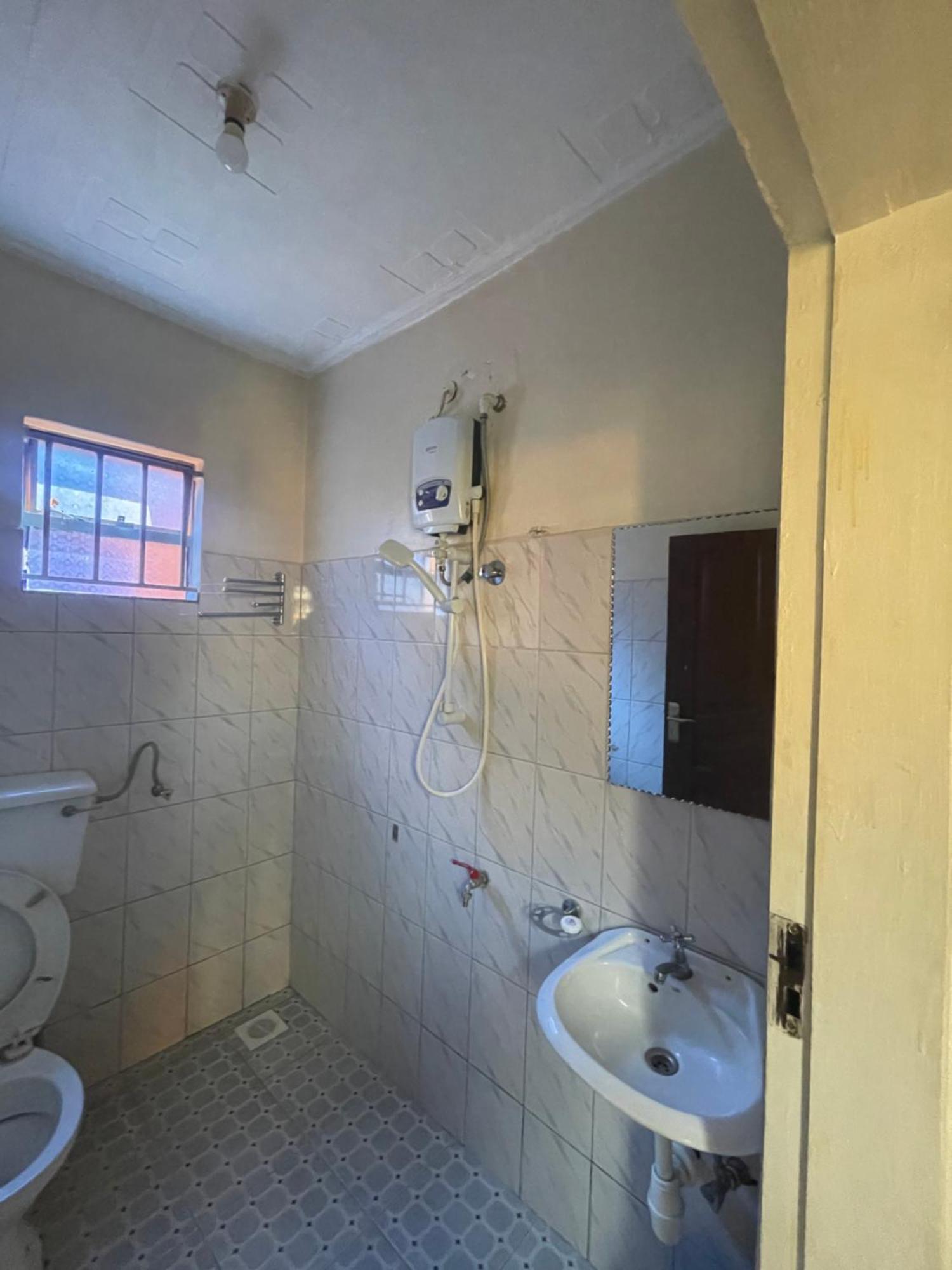 Suba Motel Kihihi Exteriér fotografie